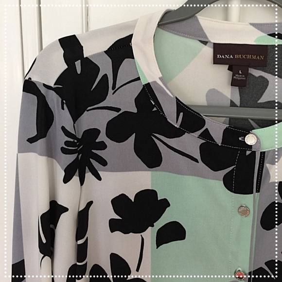Dana Buchman Tops - SALE! Dana Buchman Tunic Blouse Size L 🌹